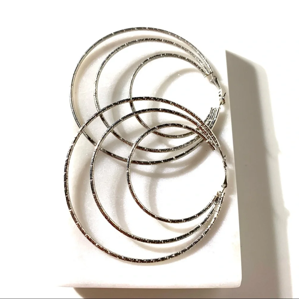 💎 💎 symbol NEW‎ triple hoop large silver plated earrings - Picture 3 of 4